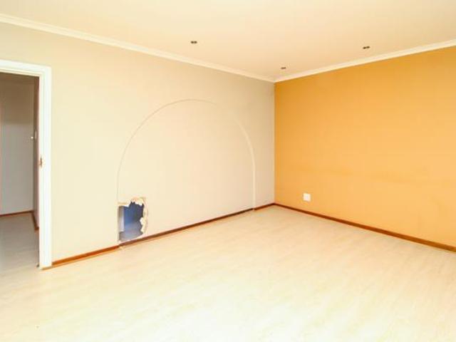 3 Bedroom House in Newton Park