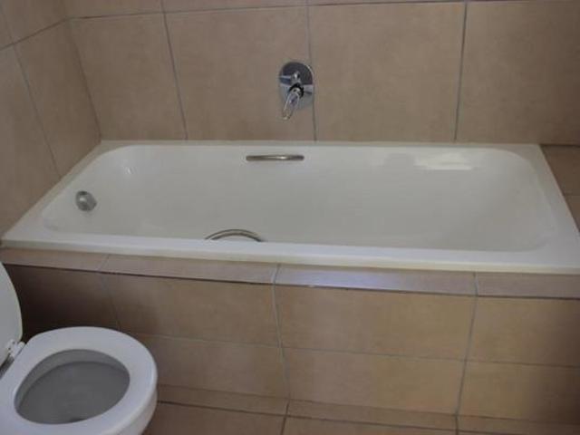3 Bedroom House in Newton