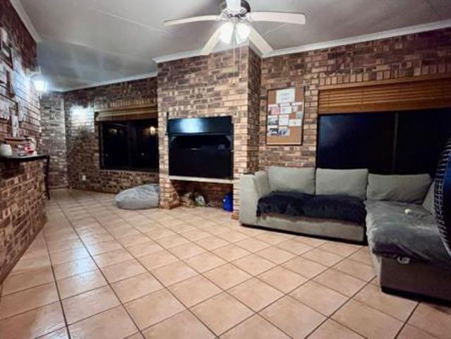 3 Bedroom House in Nelspruit Ext 4