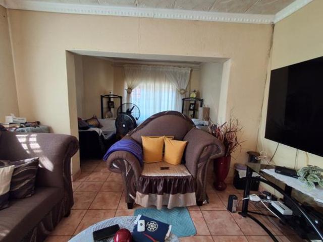 3 Bedroom House in Nylpark