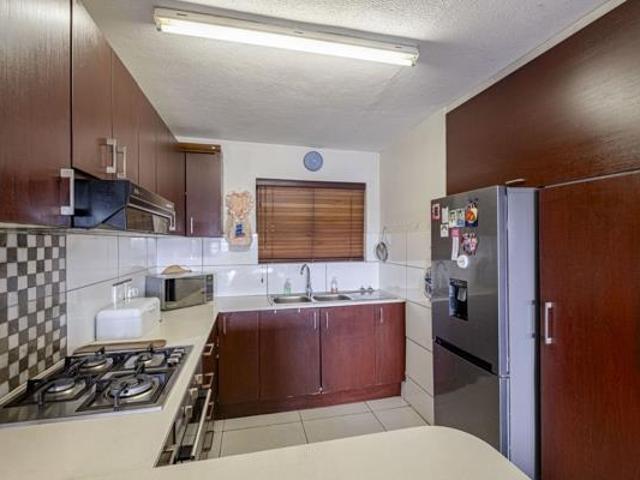 3 Bedroom House in South End