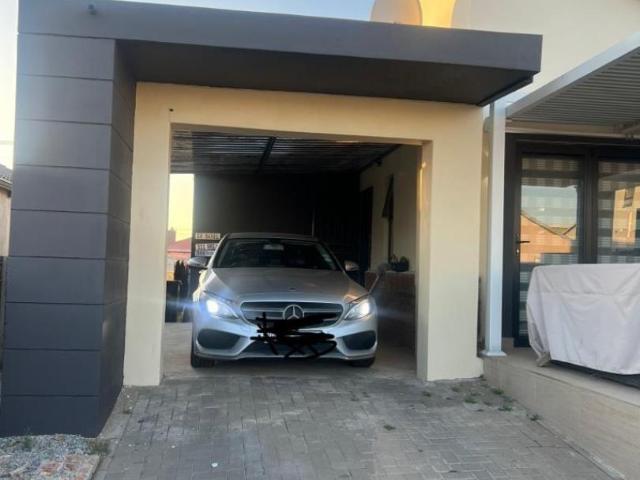 3 Bedroom House in South Hills