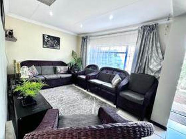 3 Bedroom House in South Hills