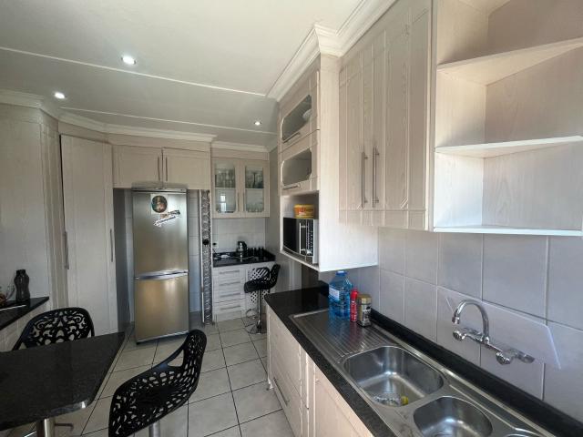 3 Bedroom House in South Hills