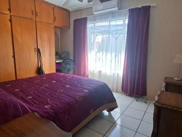 3 Bedroom House in South Ridge
