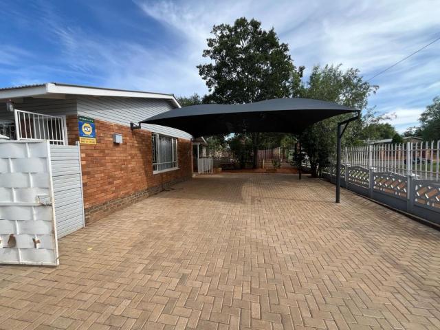 3 Bedroom House in South Ridge