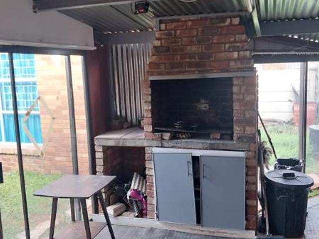 3 Bedroom House in South Ridge