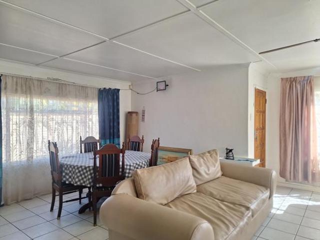 3 Bedroom House in South Ridge