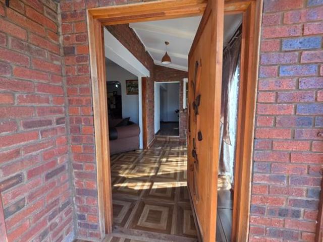 3 Bedroom House in South Ridge