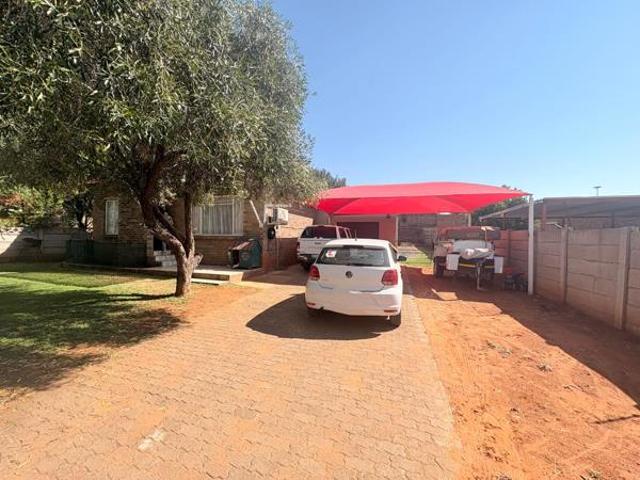 3 Bedroom House in South Ridge