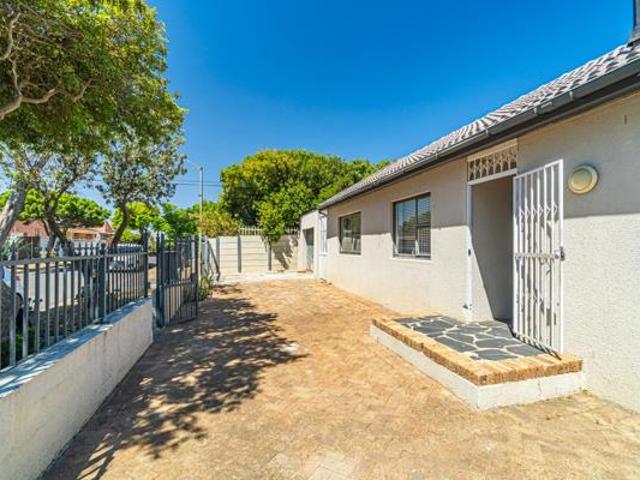 3 Bedroom House in Southfield