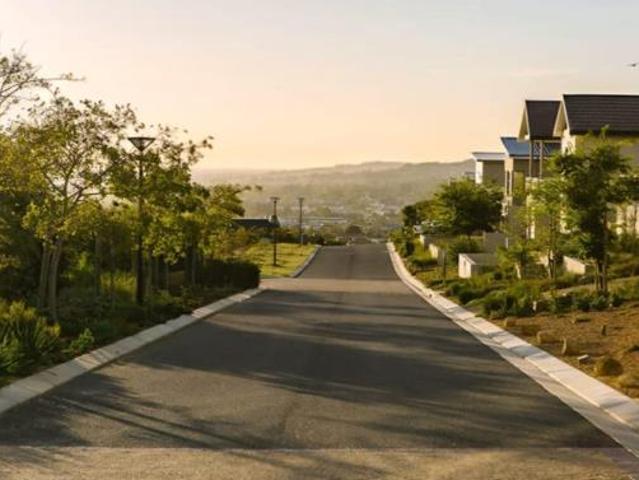 3 Bedroom House in Somerset West Central