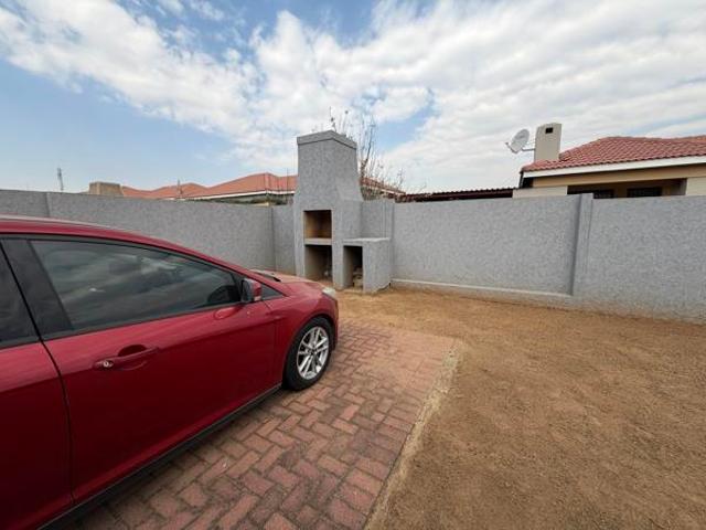 3 Bedroom House in Sonneveld