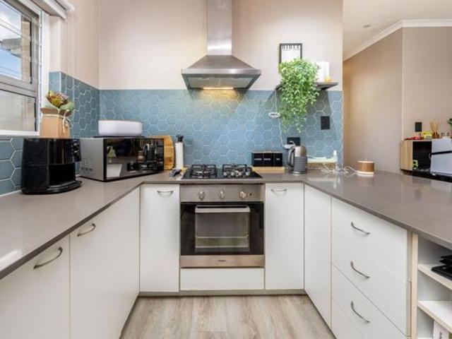 3 Bedroom House in Sonstraal Heights