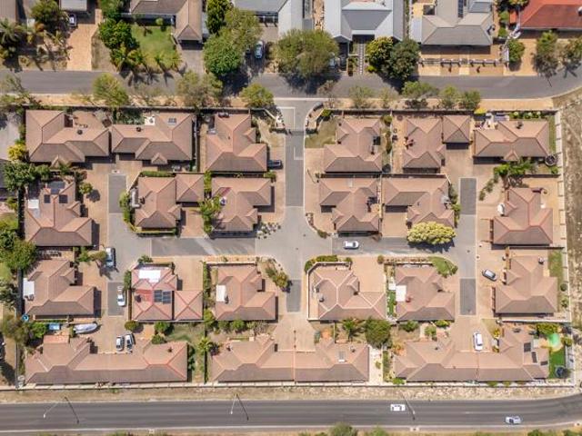 3 Bedroom House in Sonstraal Heights