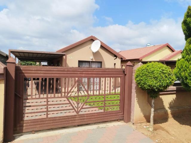 3 Bedroom House in Soshanguve