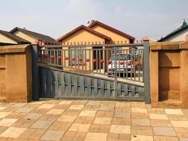 3 Bedroom House in Soshanguve