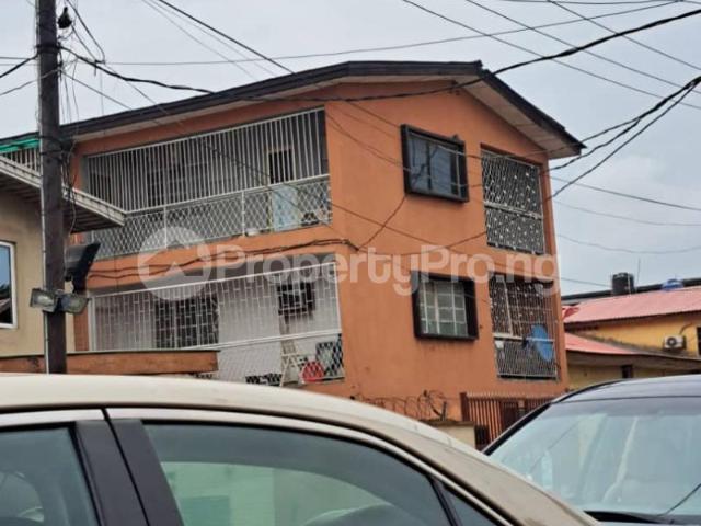 3 Bedroom House in Sabo Yaba Lagos | House for sale in yaba | House in yaba | 3 Bedroom | PropertyPro Nigeria