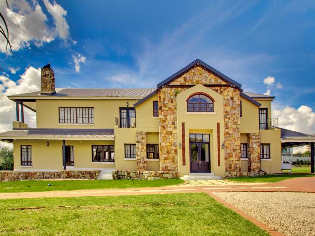 3 Bedroom House in Saddlebrook Estate