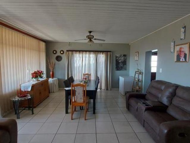 3 Bedroom House in Saldanha