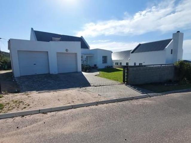 3 Bedroom House in Saldanha