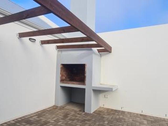 3 Bedroom House in Saldanha