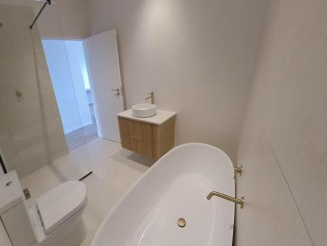 3 Bedroom House in Sandown