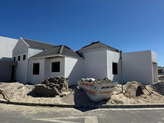 3 Bedroom House in Sandown