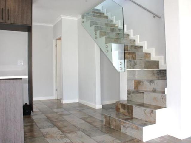 3 Bedroom House in Sandown