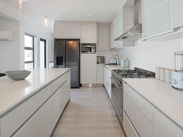 3 Bedroom House in Sandown