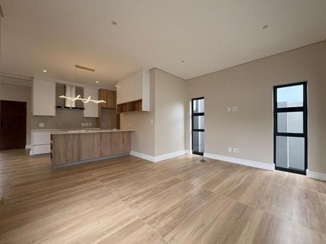 3 Bedroom House in Sandown