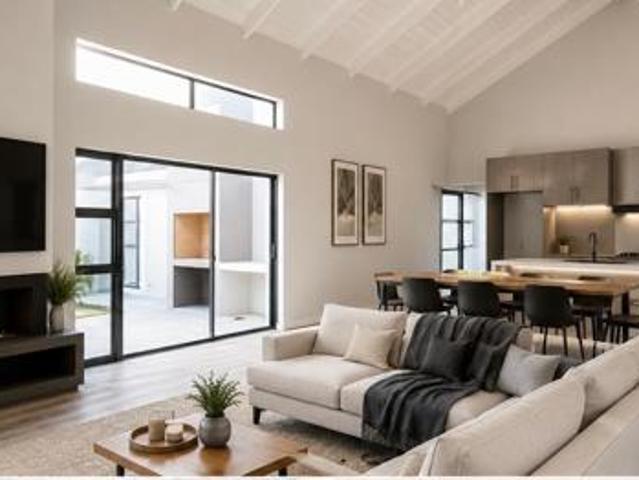 3 Bedroom House in Sandown