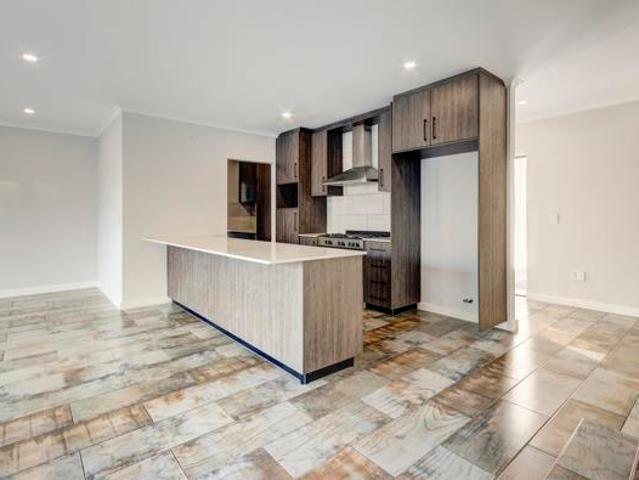 3 Bedroom House in Sandown