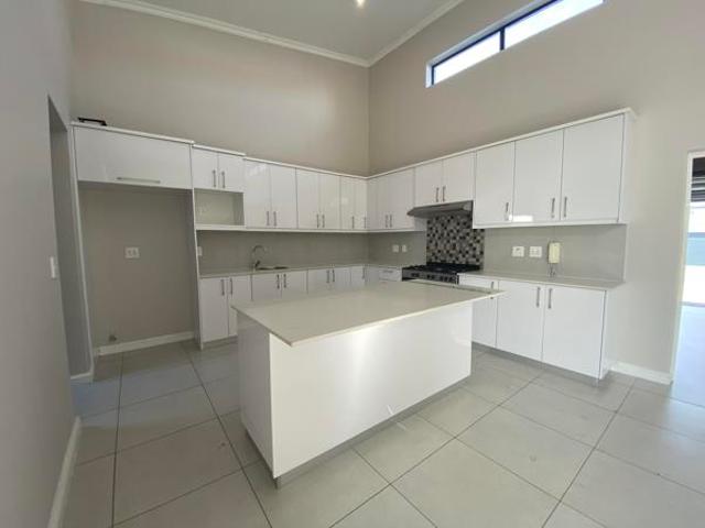 3 Bedroom House in Sandown