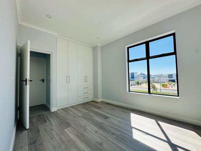 3 Bedroom House in Sandown