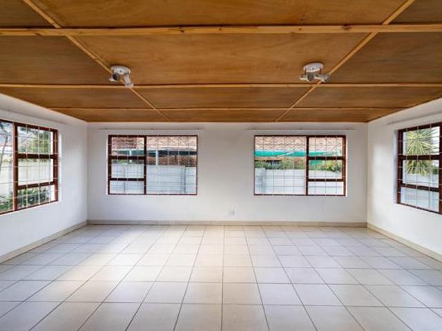 3 Bedroom House in Sandbaai