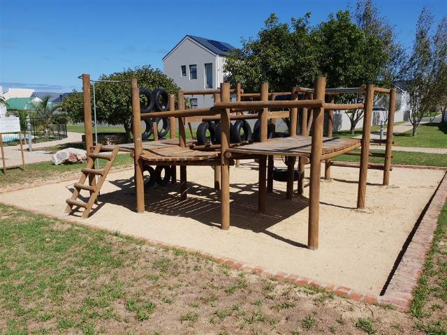 3 Bedroom House in Sandbaai