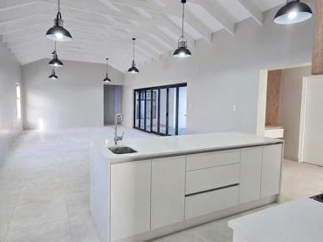3 Bedroom House in Sandy Point