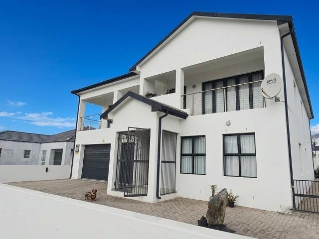 3 Bedroom House in Sandy Point