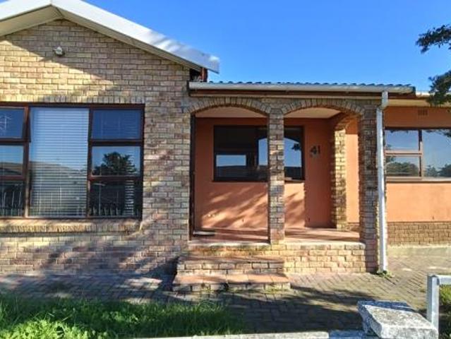 3 Bedroom House in Sarepta