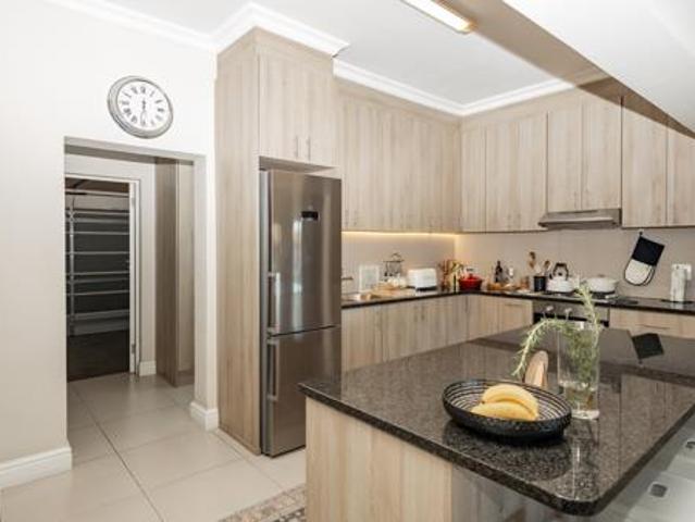 3 Bedroom House in Schoongezicht