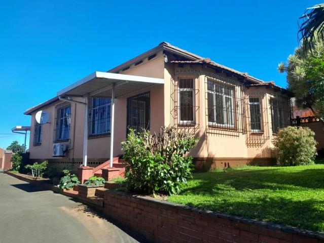 3 Bedroom House in Sea View