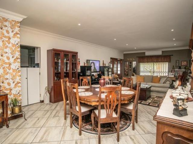 3 Bedroom House in Seasons Lifestyle Estate