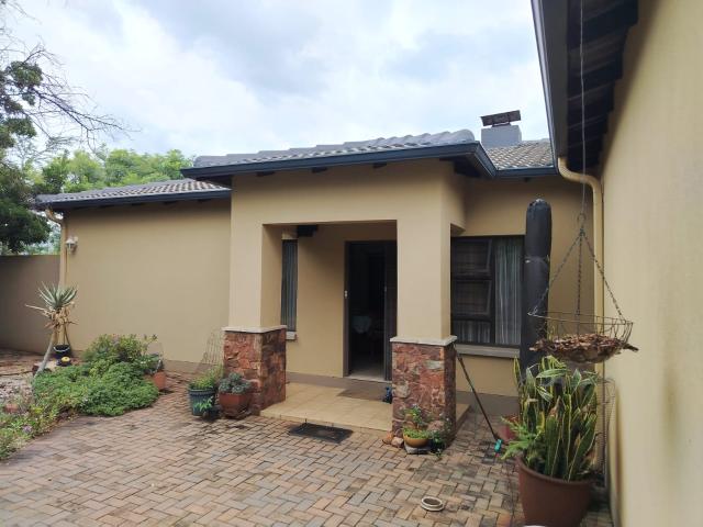 3 Bedroom House in Seasons Lifestyle Estate