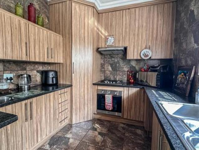 3 Bedroom House in Seasons Lifestyle Estate