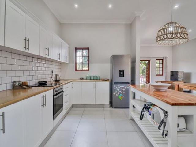 3 Bedroom House in Seaward Estates