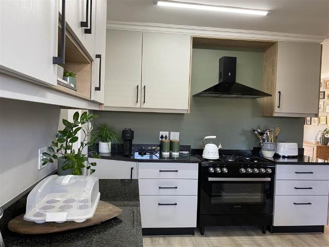 3 Bedroom House in Seaward Estates