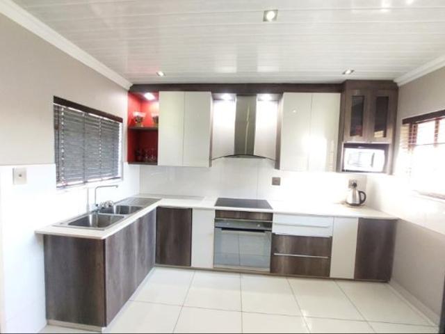 3 Bedroom House in Serala View