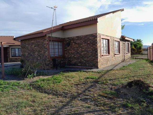 3 Bedroom House in Seraleng