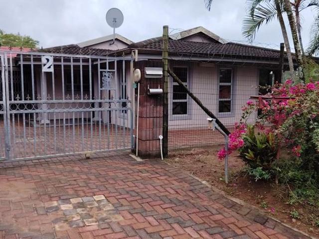 3 Bedroom House in Shallcross
